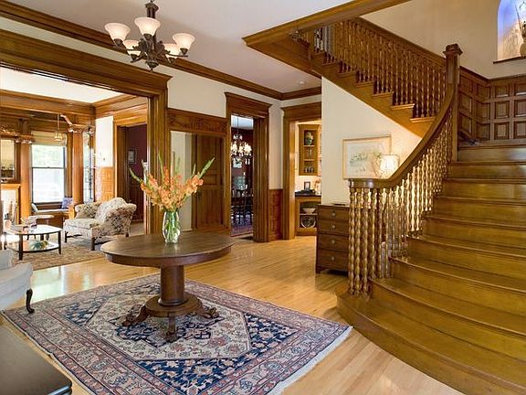 Large Foyer with Staircase