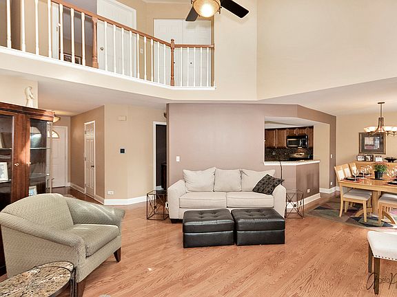 3rd image of 1303 Glengary Ct
