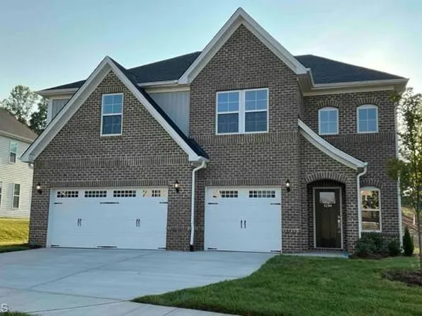 1294 Creek Knoll Dr, Lewisville, NC 27023