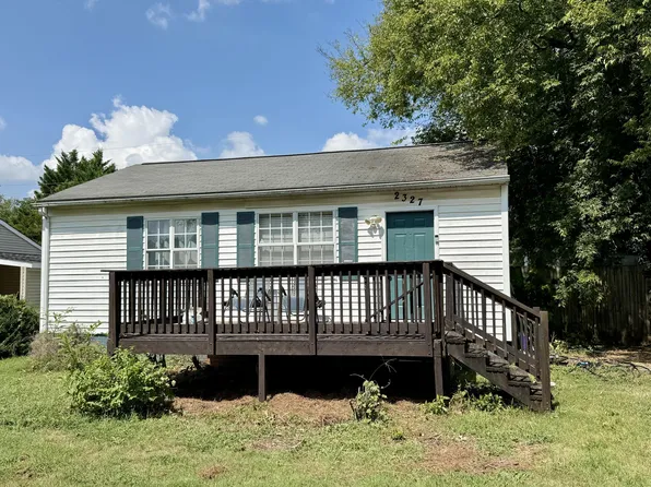 2327 Grove St, Maryville, TN 37804