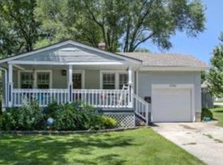 5700 Reeds Rd, Mission, KS 66202