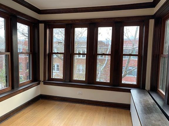 3rd image of 1464 W Winnemac Ave #2