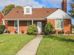 15545 Lincoln Ave, Eastpointe, MI 48021