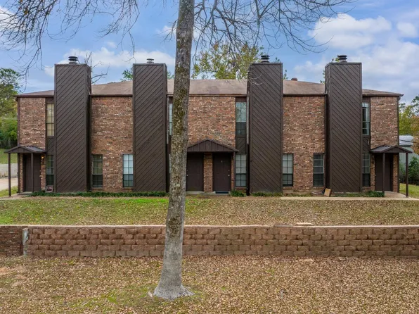 151 Susan Rd, Gladewater, TX 75647