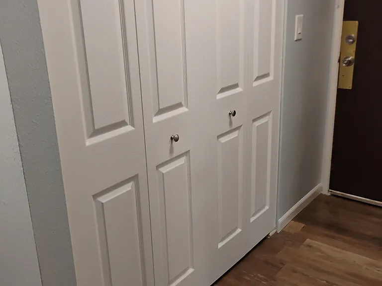 140 E Highline Cir — Photo 16