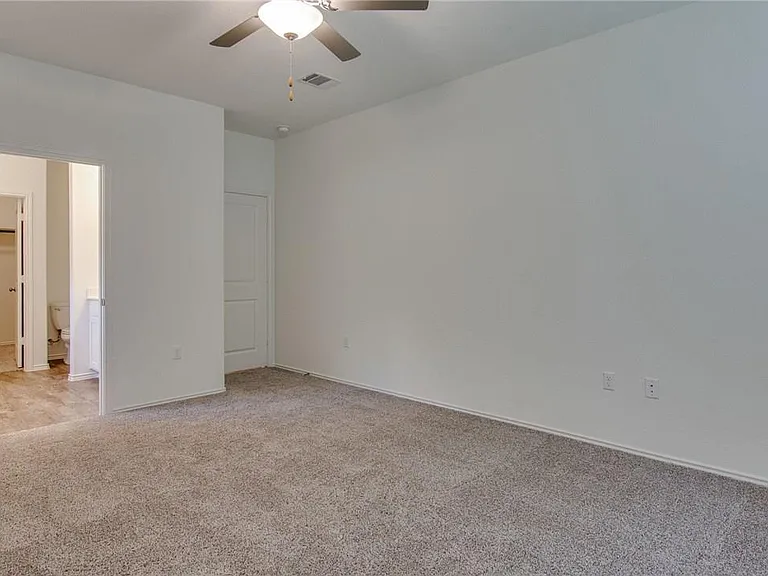 6721 Hartlage St — Photo 18