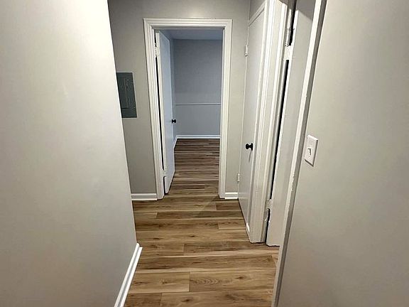 5th image of 1614-1616 N Hillside St #1618