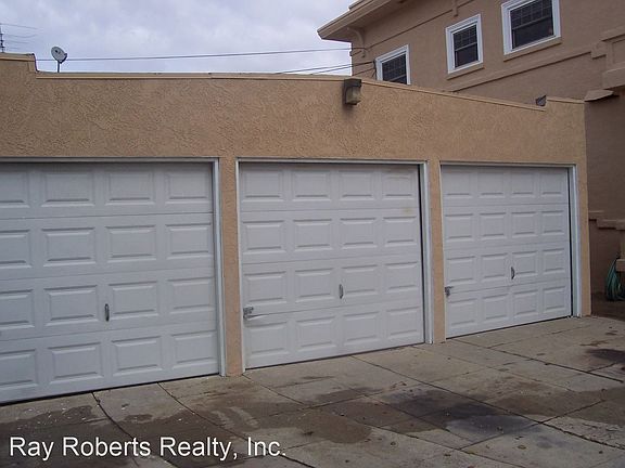 2nd image of 1929 E 3rd St #7676171