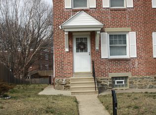 512 Acorn St, Philadelphia, PA 19128