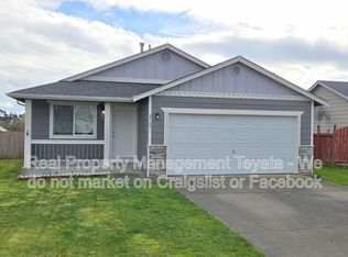 4787 Oyster Dr, Blaine, WA 98230