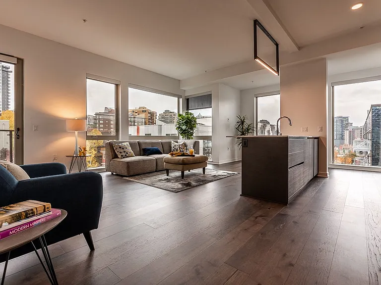 Open Floor Plan Apartment with Kitchen and Living Room Seating