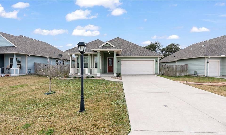 1st image of 137 Shadow Moss Ln