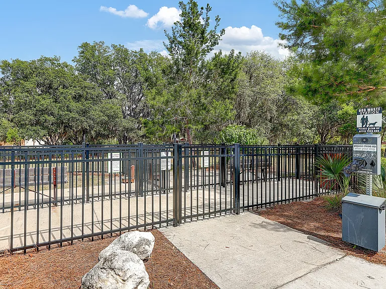4000 Burdick Loop — Photo 89