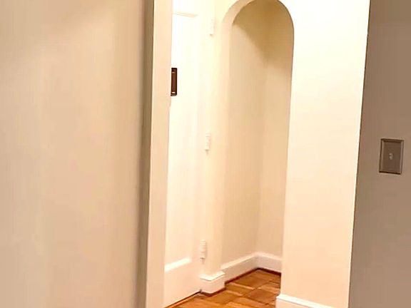 3rd image of 2634 Lee Hwy APT 303
