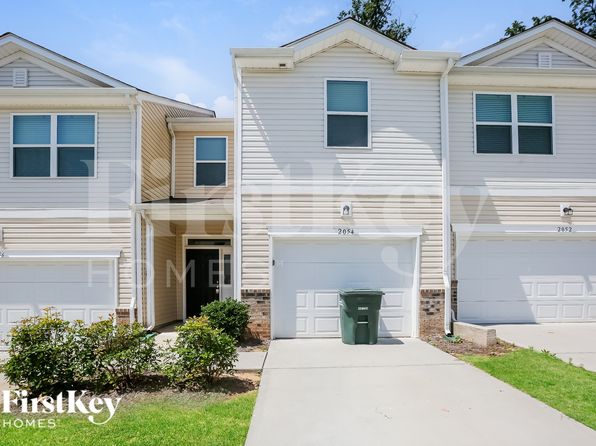 2054 Cypress Village Dr NW