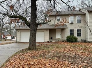 103 E Briarbrook Ln, Carl Junction, MO 64834