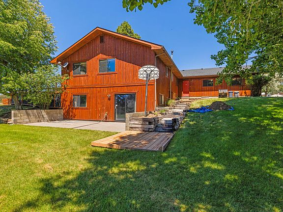 5th image of 34219 Glen Dr