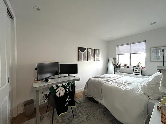 Rented by Akam Sales and Brokerage | media 13