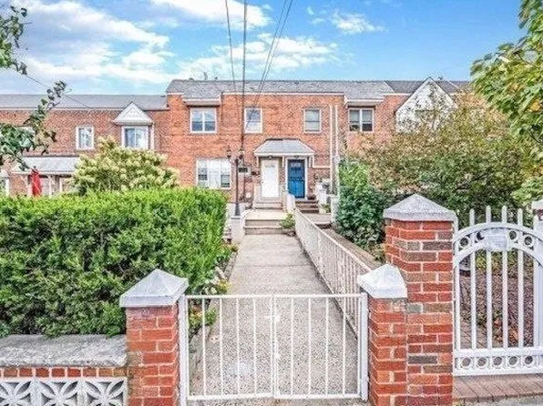 20-07 42nd Street image 1 of 7