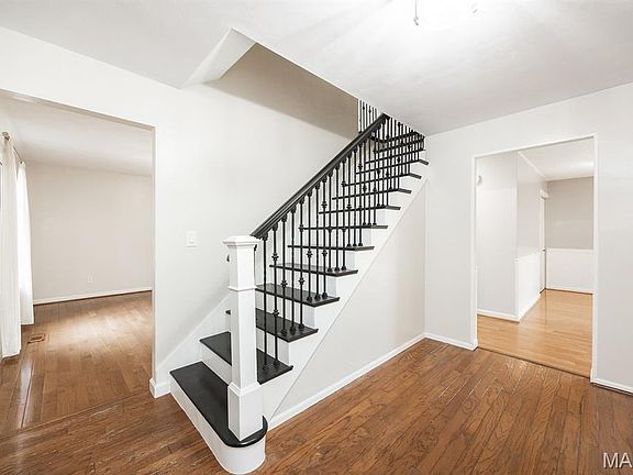 4th image of 914 Reiss Rd