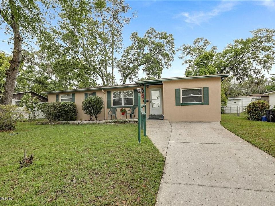 1st image of 312 Canis Dr W