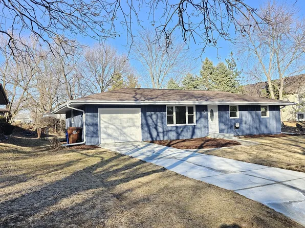 4308 Amherst Ln, Rockford, IL 61109