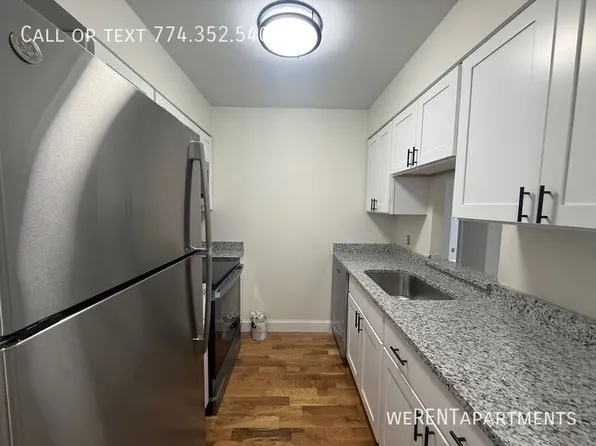 97 School St, Putnam, CT, 97 School St APT 208, Putnam, CT 06260