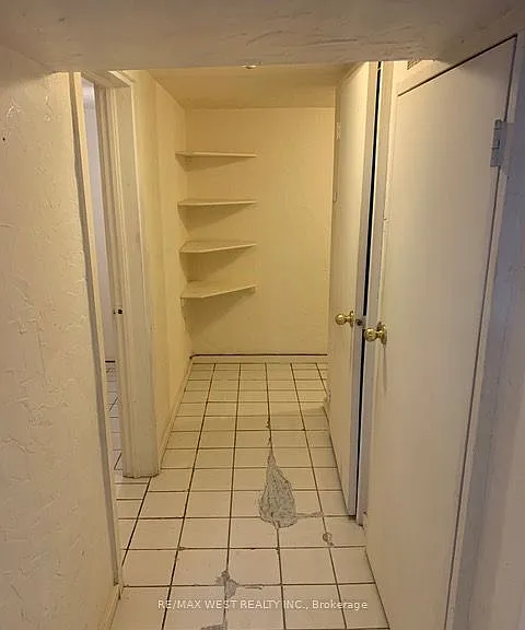 730 Logan Ave #LOWER — Photo 8