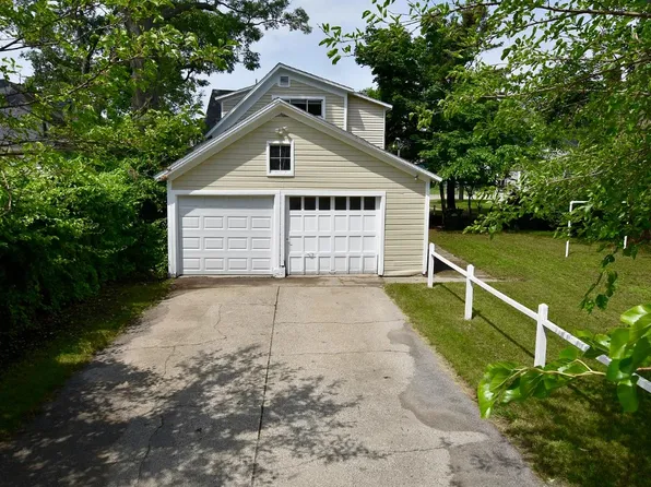 1536 Jiroch St #1R, Muskegon, MI 49442