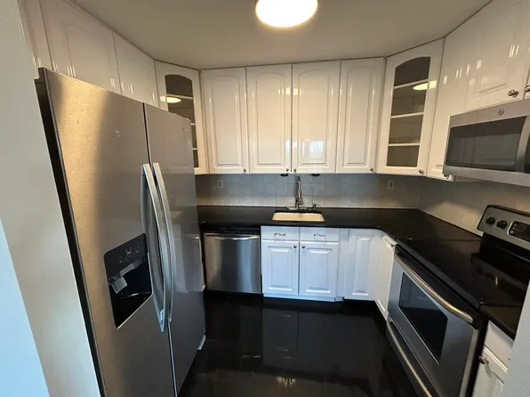 6509 Liberty Avenue image 3 of 29