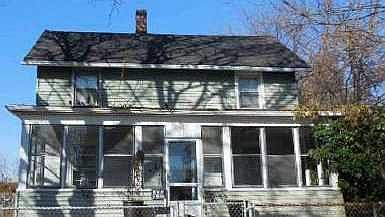 2nd image of 169 S Cherry St