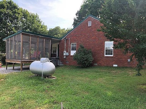 4th image of 4320 White Dr