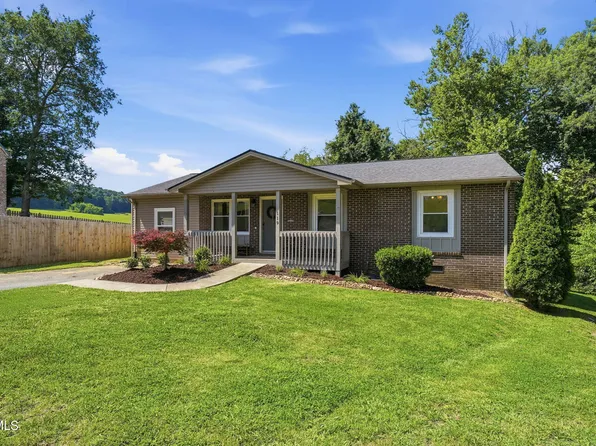 119 Valley Place Dr, Johnson City, TN 37615