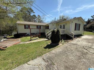 1506 Saint Paul St, Leeds, AL 35094