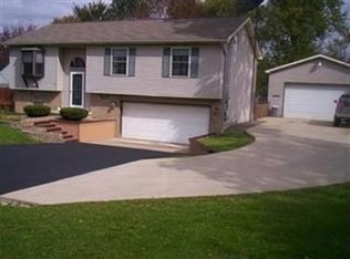 794 State Rd NW, Warren, OH 44483