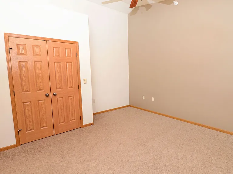 100 Sunshine Cir #22 — Photo 7