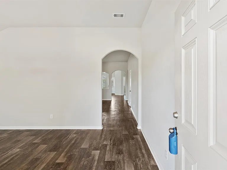 5126 Chester Springs Ln — Photo 7