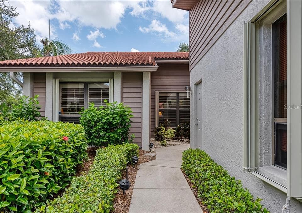 1st image of 3929 Wilshire Dr #68