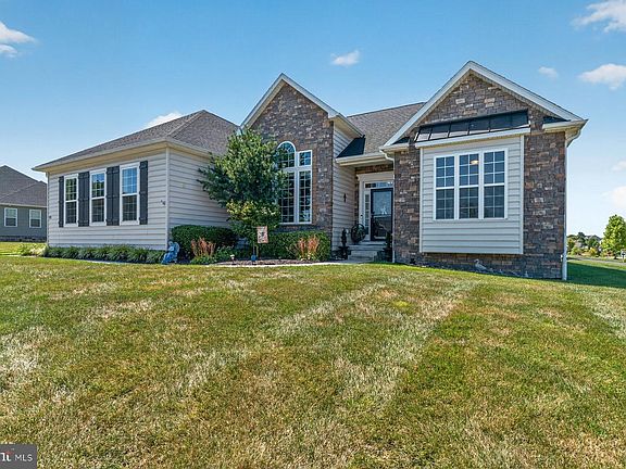 2nd image of 105 Granite Ln