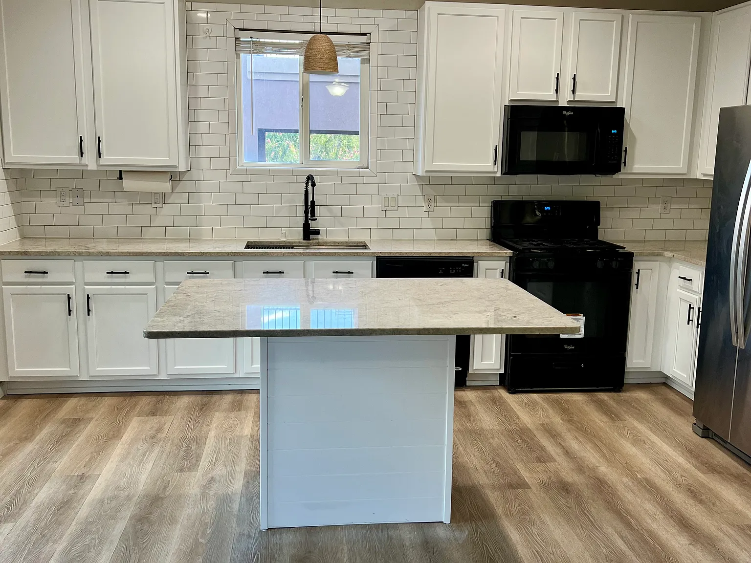 2319 Margarita Dr SE — Photo 3