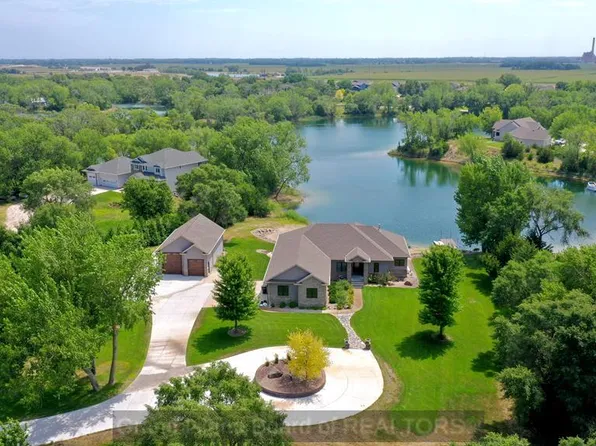 2009 W Us Highway 34, Grand Island, NE 68801