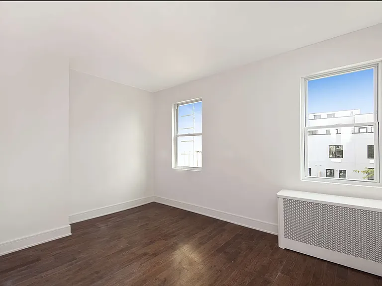 50 Monitor St #3A — Photo 5