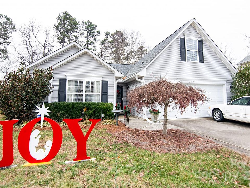 1st image of 2124 Clear Brooke Dr
