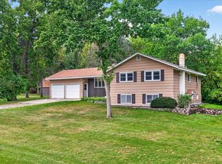 9855 Iffert Ave NE, Monticello, MN 55362