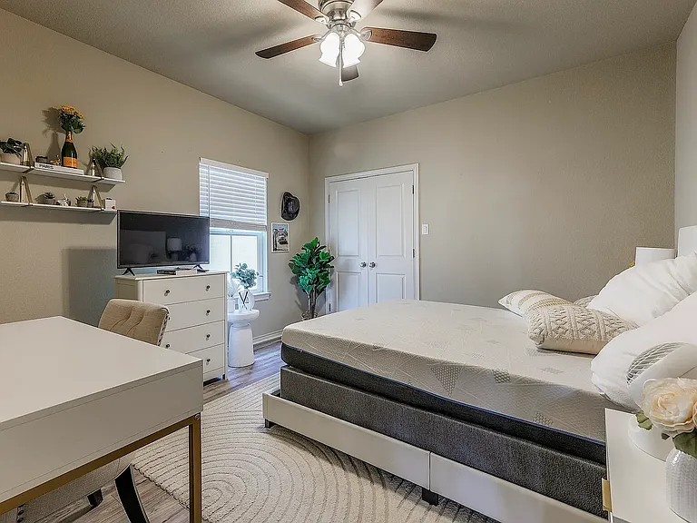 3144 Sandage Ave — Photo 12