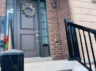 2 Augustus Ter, Toronto, ON M8Z0E4