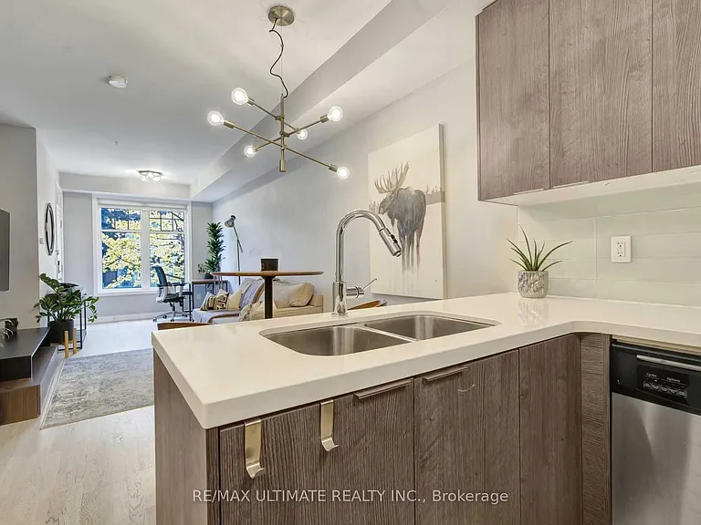 140 Broadview Ave #30 — Photo 11