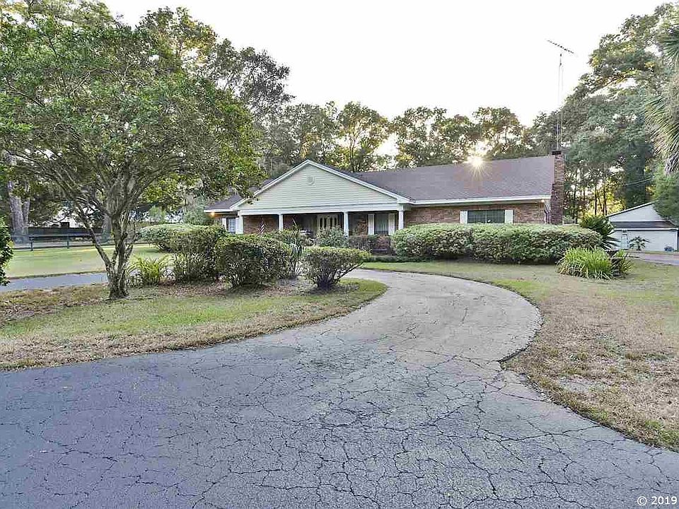 1st image of 4828 NW 143rd St