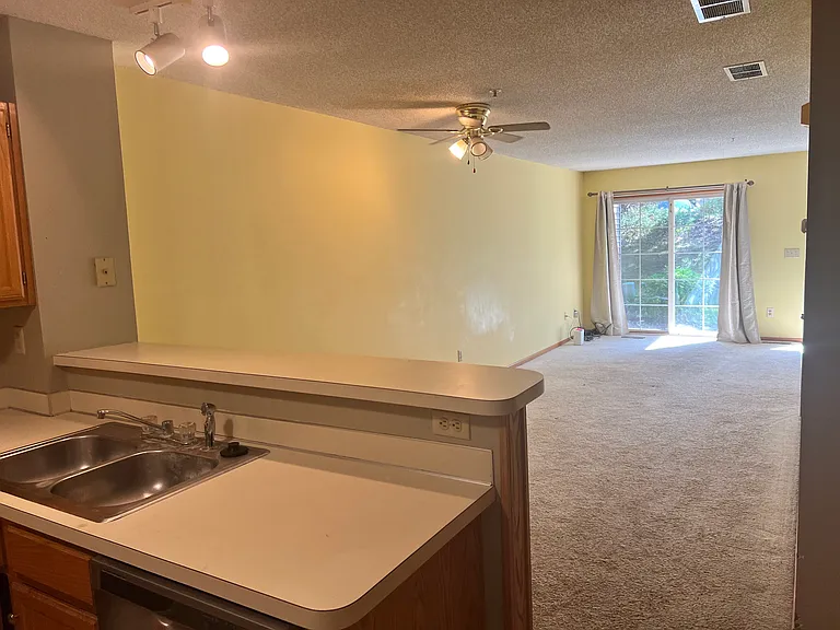 2240 Ranchview Ln N #83 — Photo 8