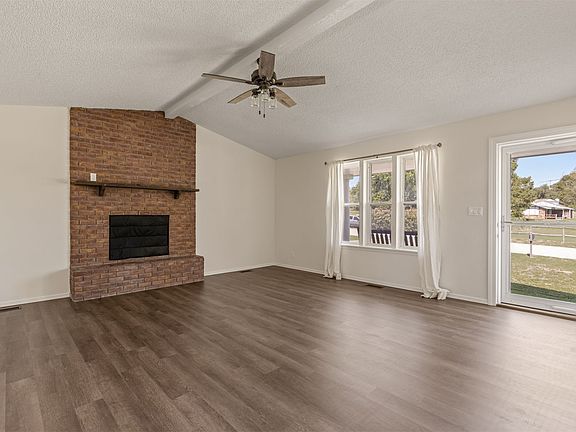 4th image of 20714 W 5th St